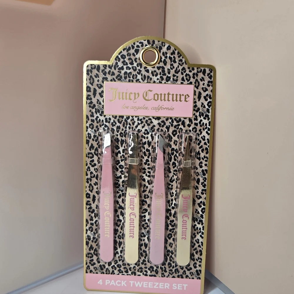 💛▪️Juicy Couture ▪️Leopard Print 4 Pack  Tweezer Set in Pink and Gold